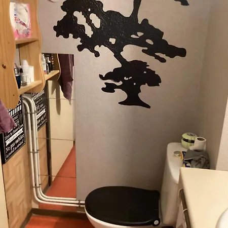 L'hospitalite Ним