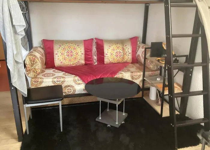 L'hospitalite * נים